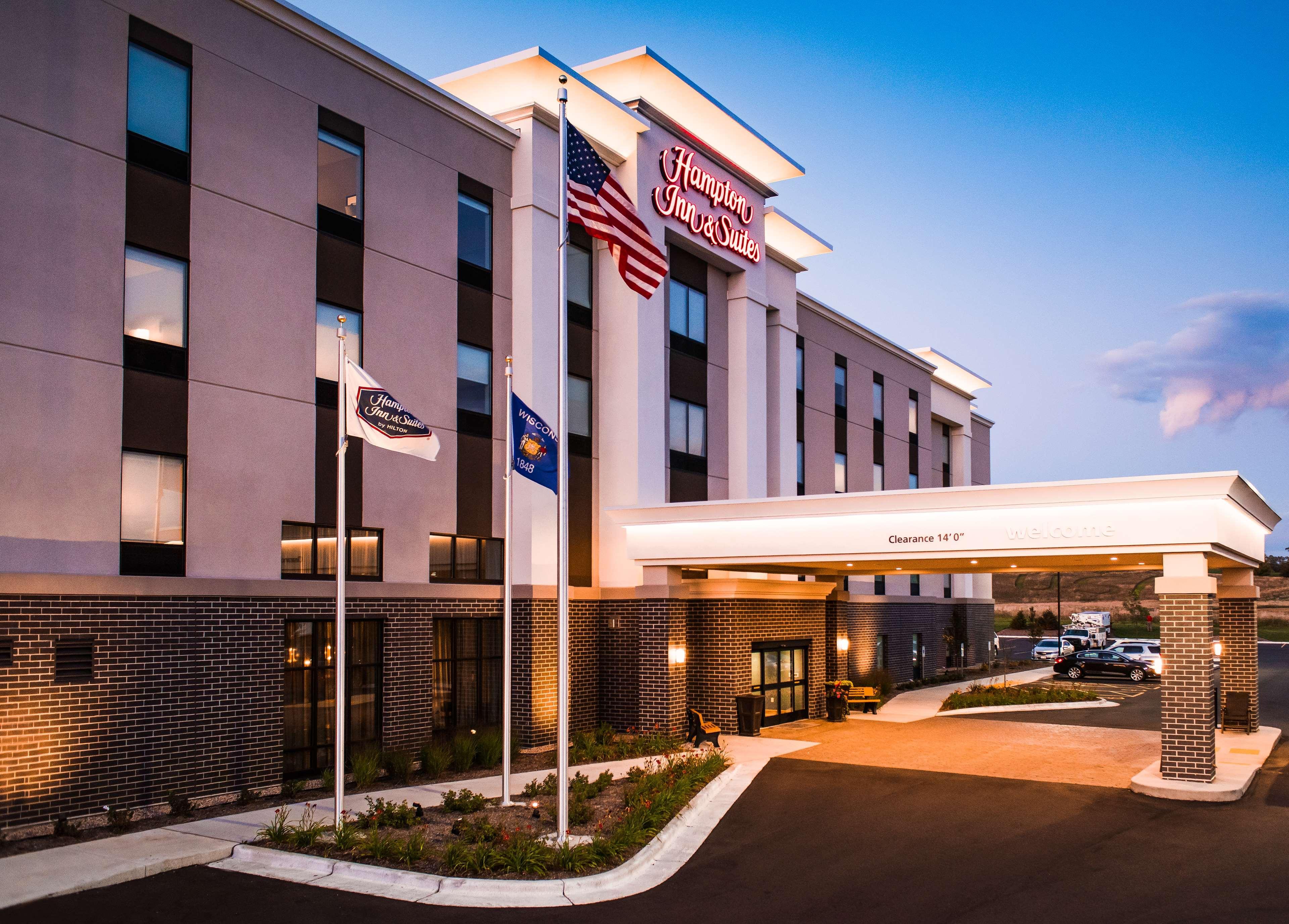 Hampton Inn And Suites At Wisconsin Dells Lake Delton Exteriér fotografie