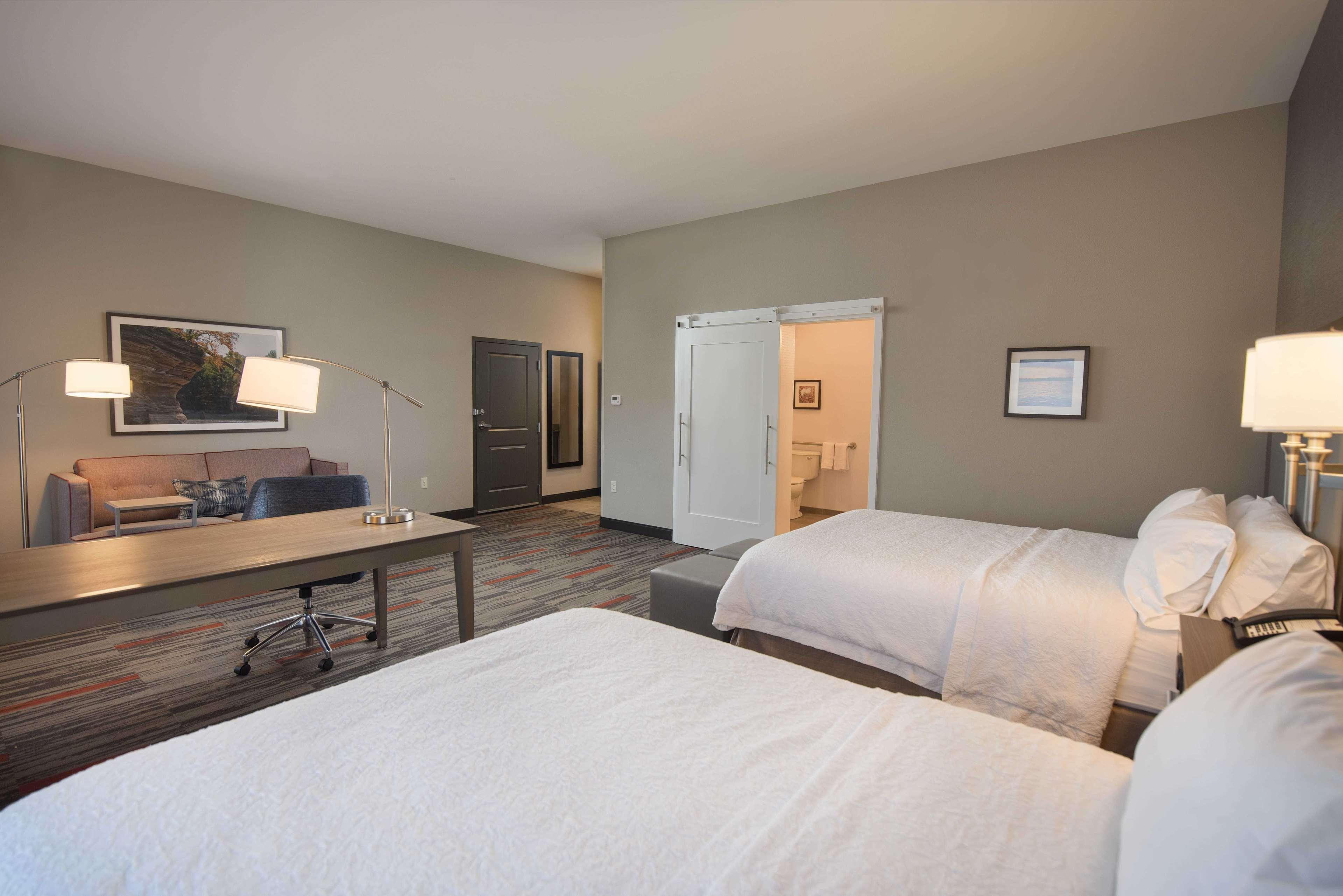 Hampton Inn And Suites At Wisconsin Dells Lake Delton Exteriér fotografie
