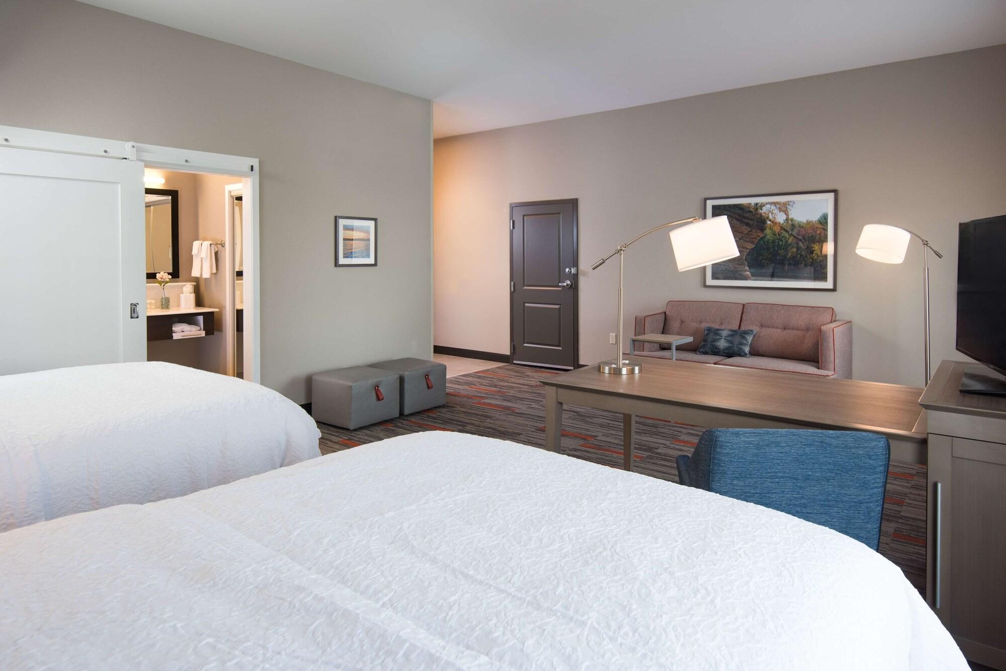 Hampton Inn And Suites At Wisconsin Dells Lake Delton Exteriér fotografie