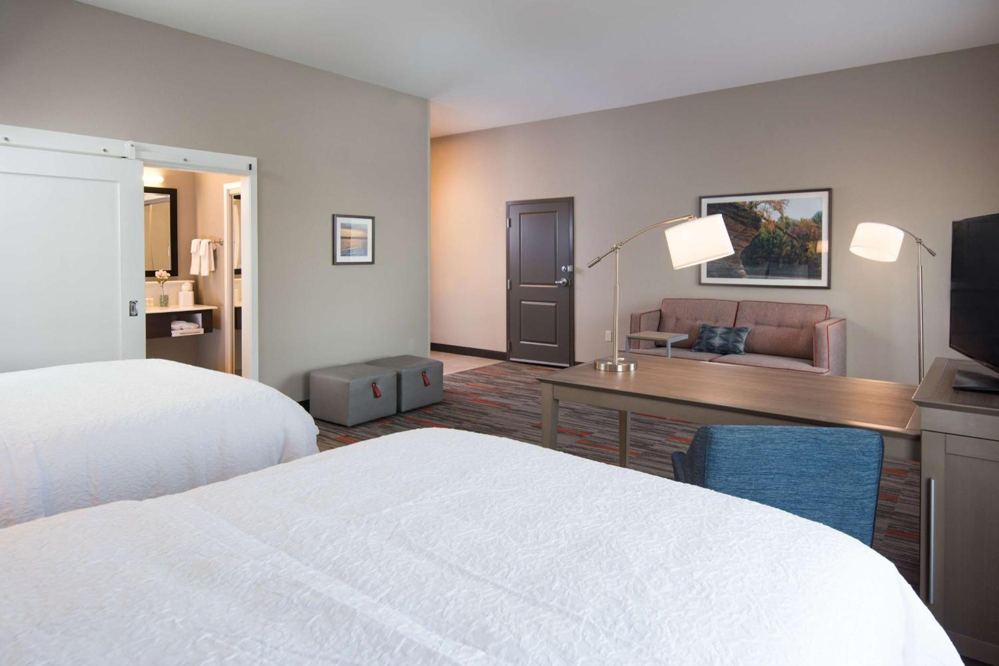 Hampton Inn And Suites At Wisconsin Dells Lake Delton Exteriér fotografie