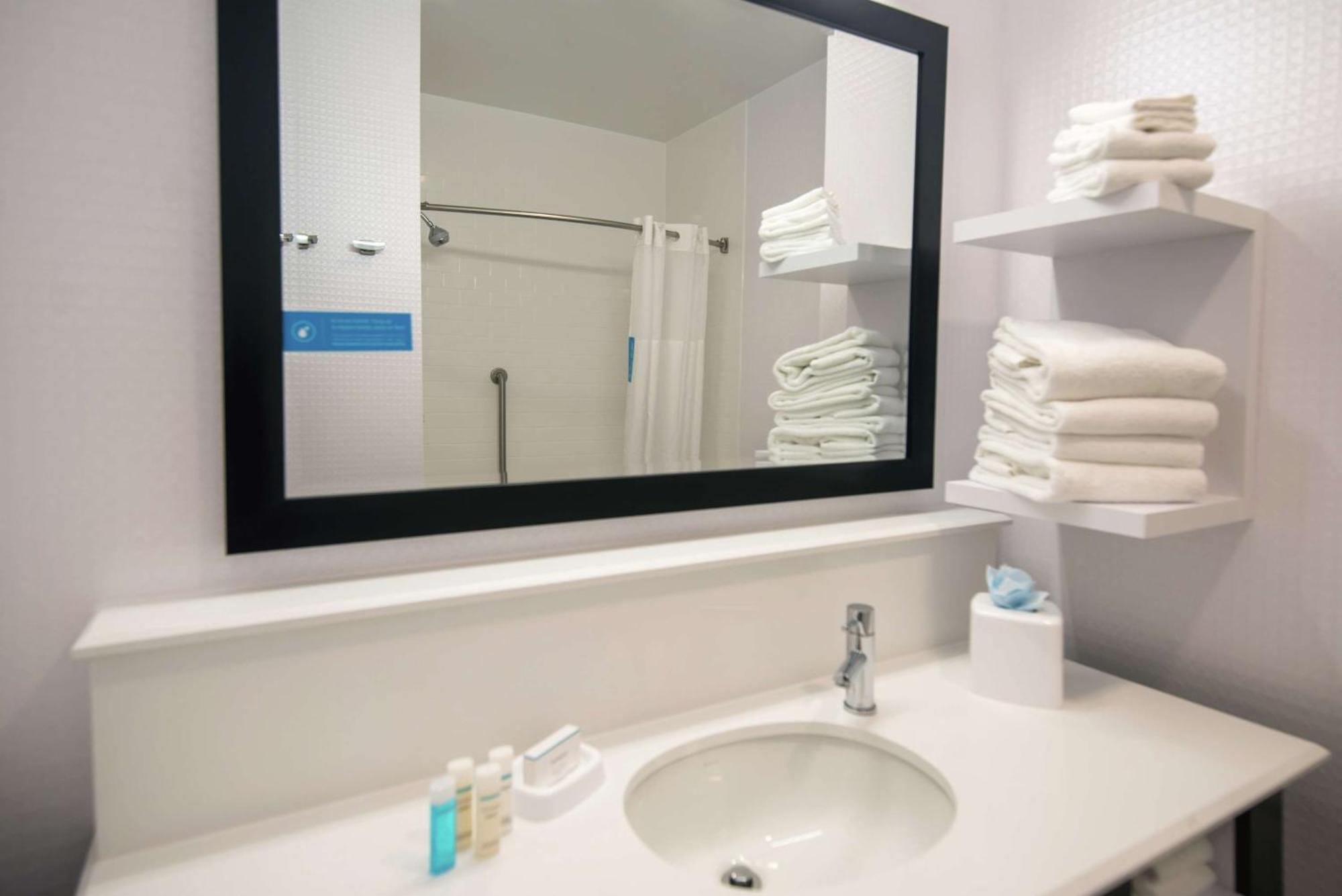 Hampton Inn And Suites At Wisconsin Dells Lake Delton Exteriér fotografie